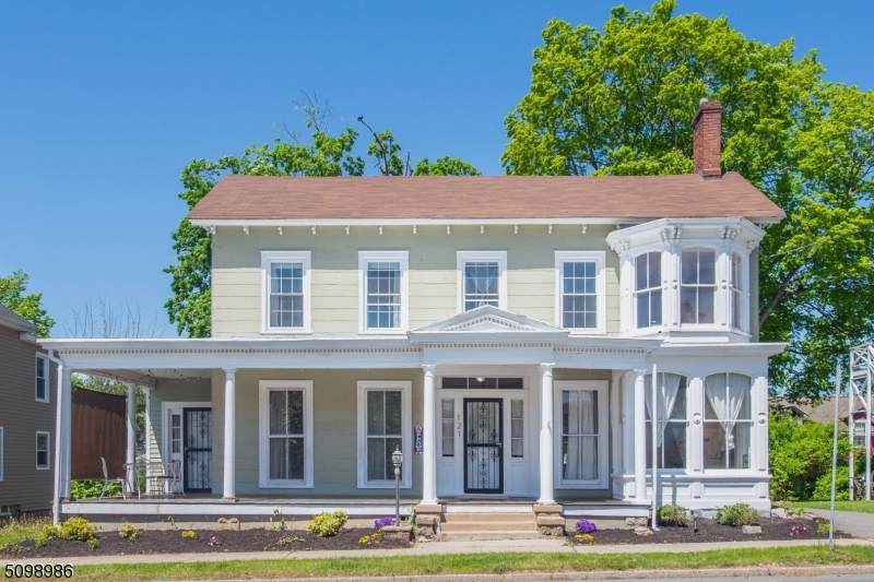 121 High St - Photo 1