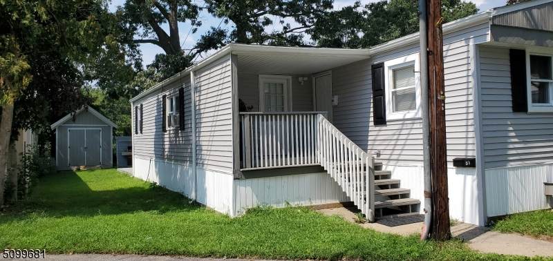 37 Travelo Drive - Photo 1