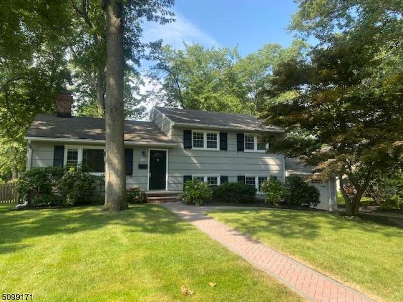 31 Karen Way - Photo 1