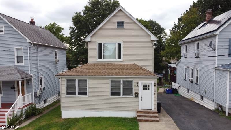 38 Walnut St - Photo 1