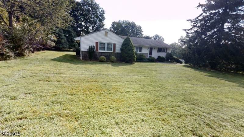 579 Foothill Rd - Photo 1