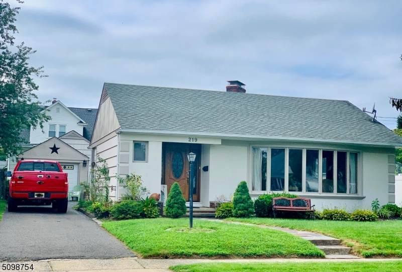 219 N 4Th Ave - Photo 1
