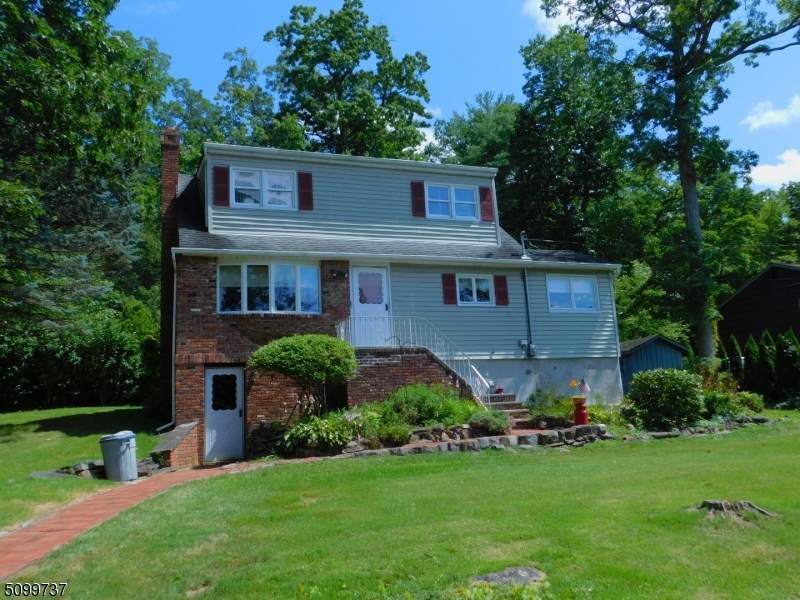 104 Lake Park Ter - Photo 1