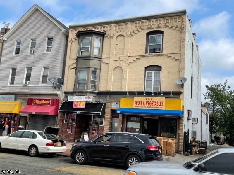 189 Main St - Photo 1