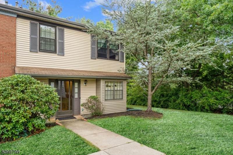 55 Croyden Ct - Photo 1