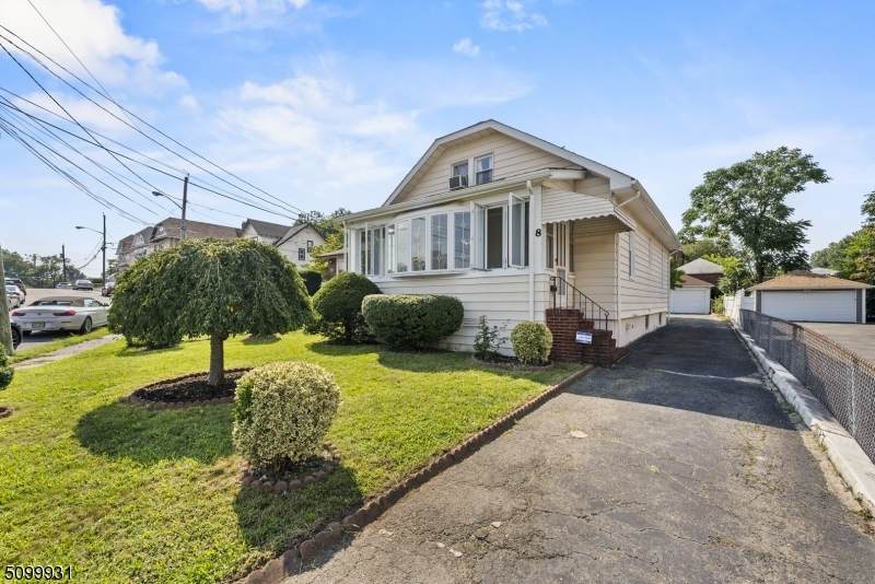 12 Stewart St - Photo 1