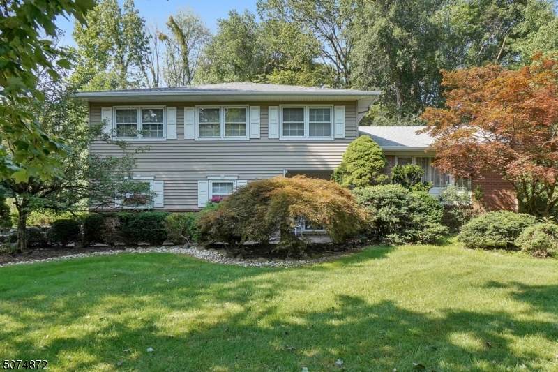 24 Cedar Ln - Photo 1