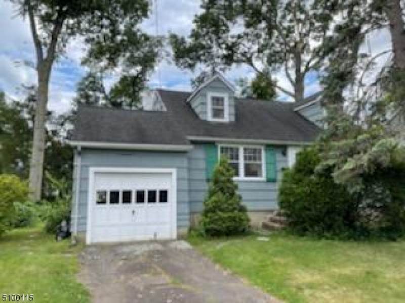 37 Della Ave - Photo 1
