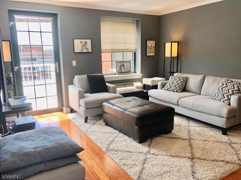 7 Prospect St - Photo 1