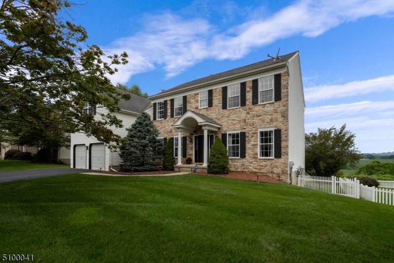 1833 Gary Road - Photo 1
