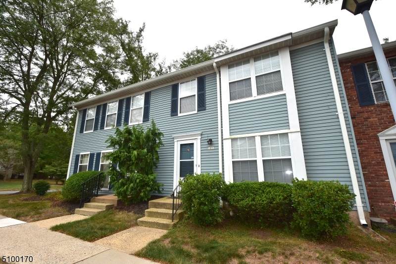 101 Prestbury Ln - Photo 1