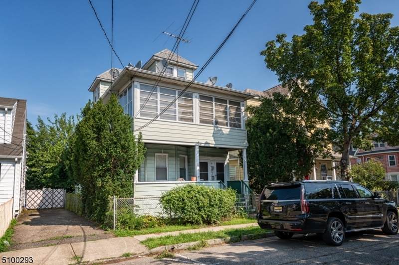 58 Van Riper Ave - Photo 1