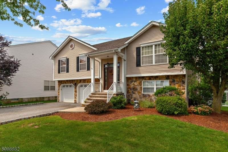 72 Nugent Dr - Photo 1