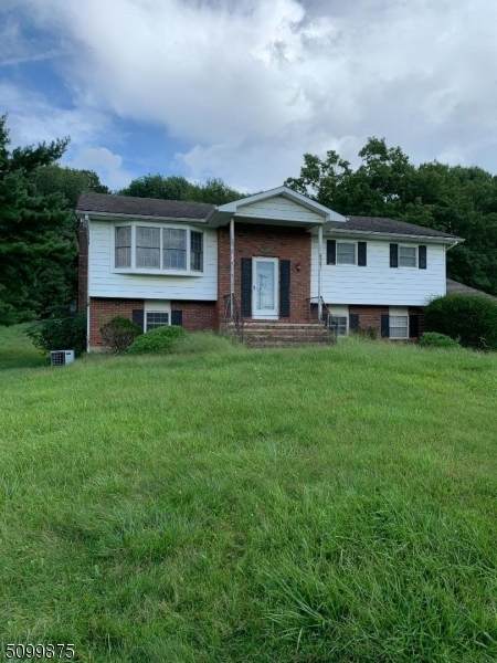 21 Mitchell Ave - Photo 1