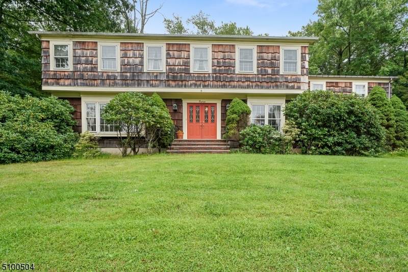 18 Meadow Brook Rd - Photo 1