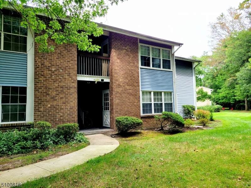 139 Pennsylvania Way - Photo 1
