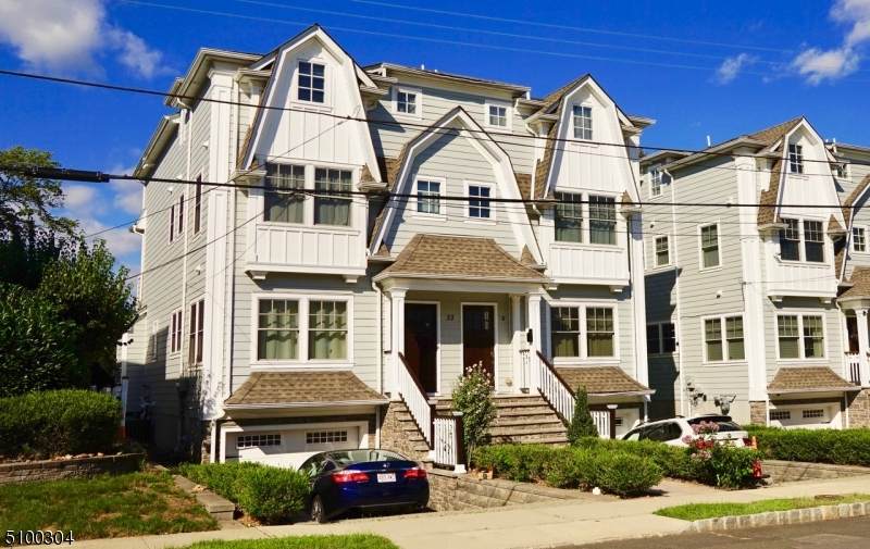 33 Ocean St - Photo 1