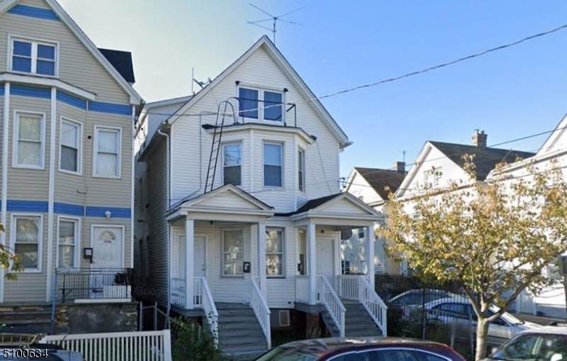 1038 Anna St - Photo 1