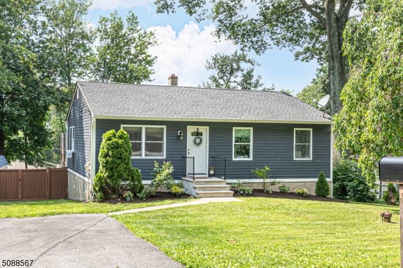 77 Greenhill Rd - Photo 1