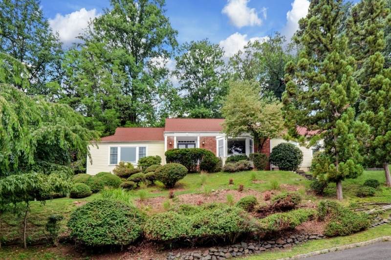 1413 Outlook Dr - Photo 1
