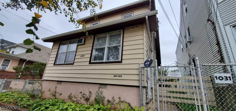 1029 E 23rd St - Photo 1