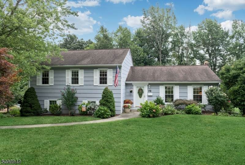 78 Crestwood Road - Photo 1