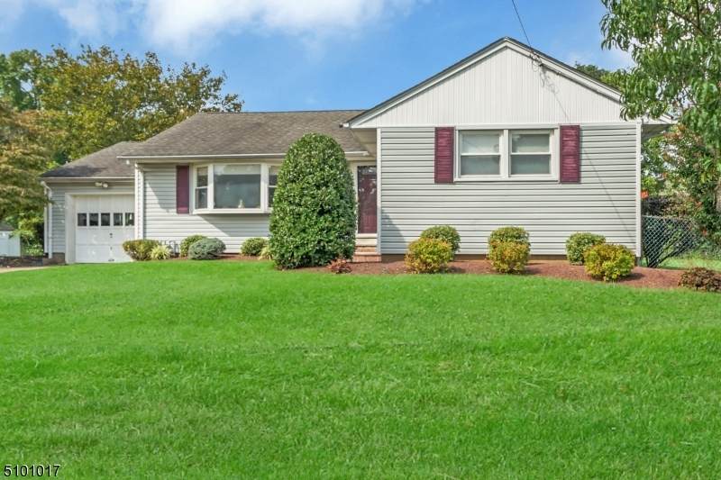 12 Carol Ct - Photo 1