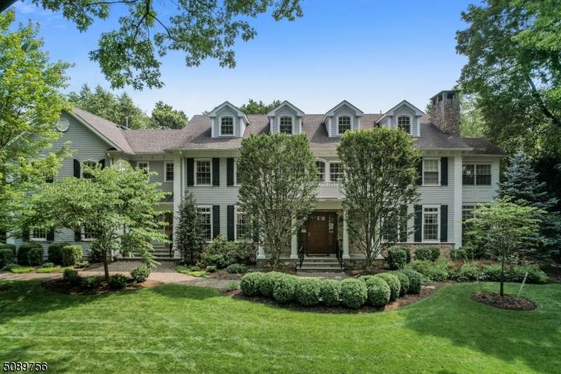 38 Rolling Hill Dr - Photo 1