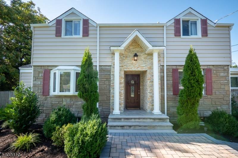 75 Walnut Ave - Photo 1