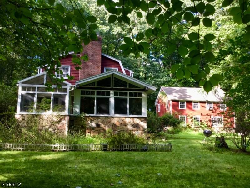 267 Fairview Ave - Photo 1