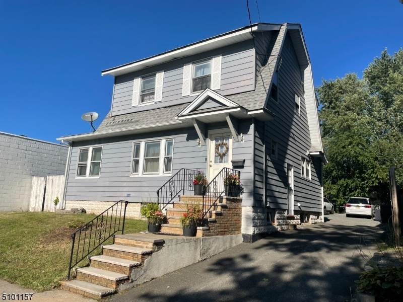 8 Vermont St - Photo 1