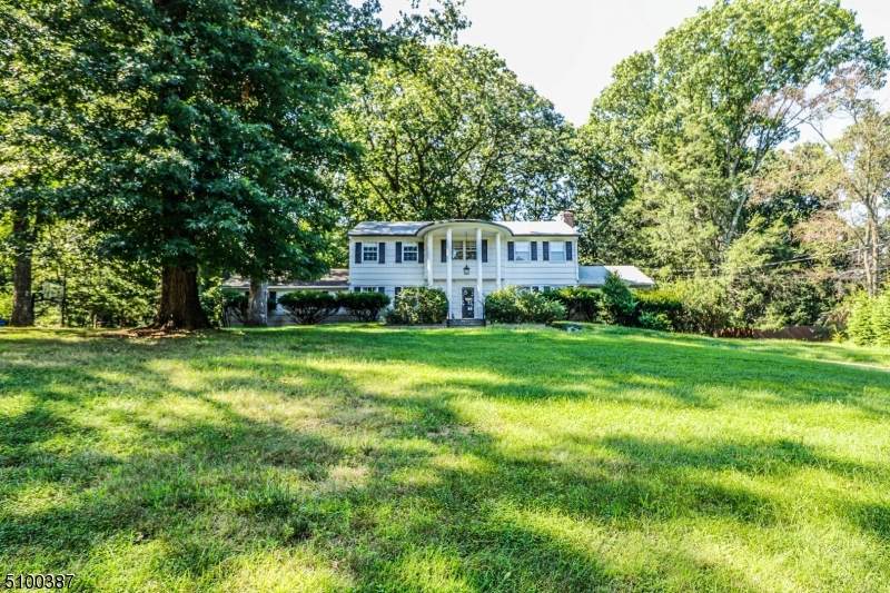 31 Junard Dr - Photo 1