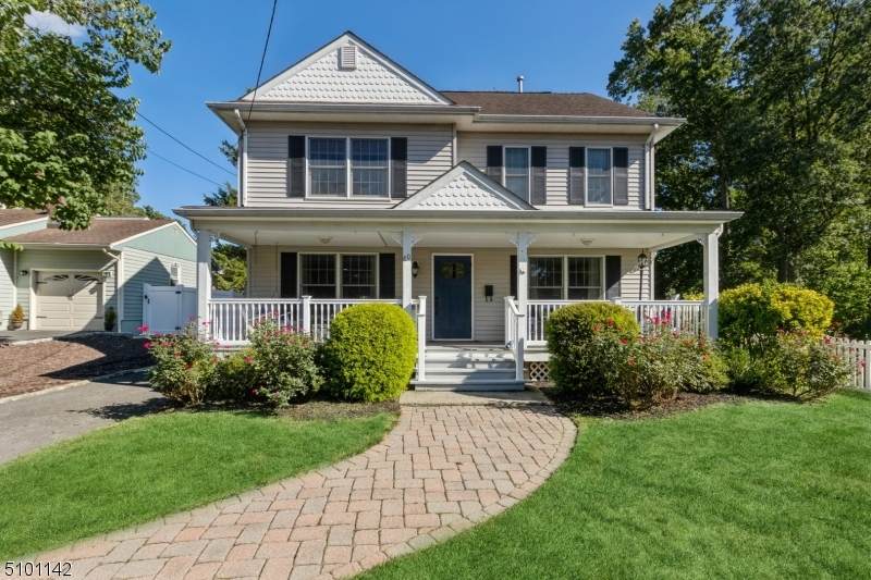 80 Pleasant Ave - Photo 1