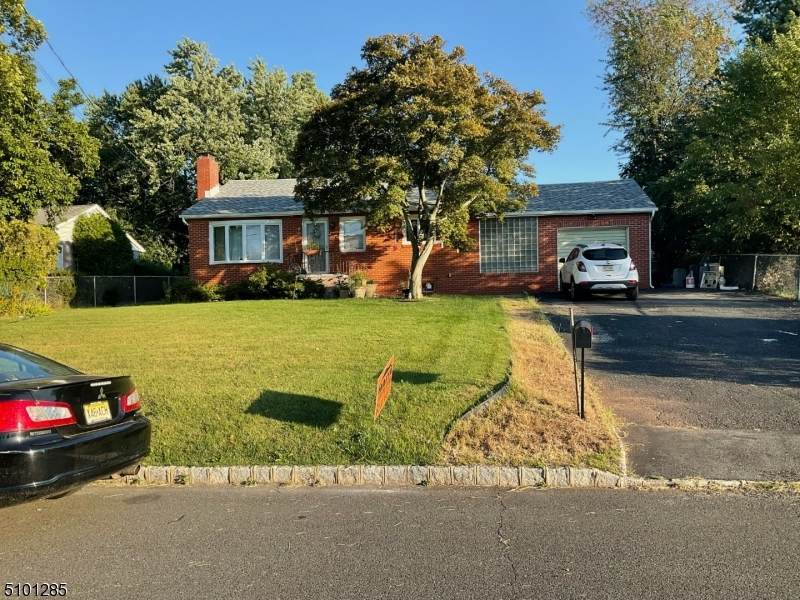 126 Ellis Pkwy - Photo 1