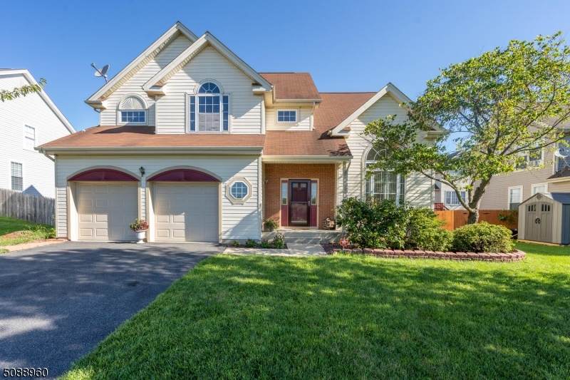 294 Stonehenge Dr - Photo 1