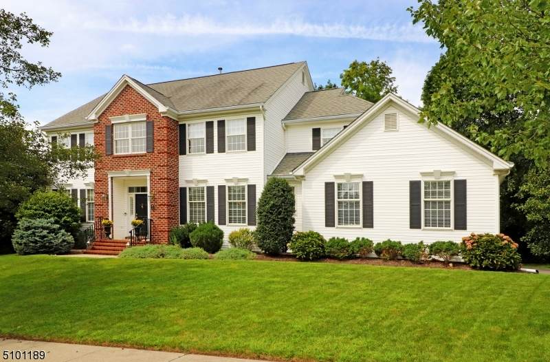 7 Sterling Ct - Photo 1