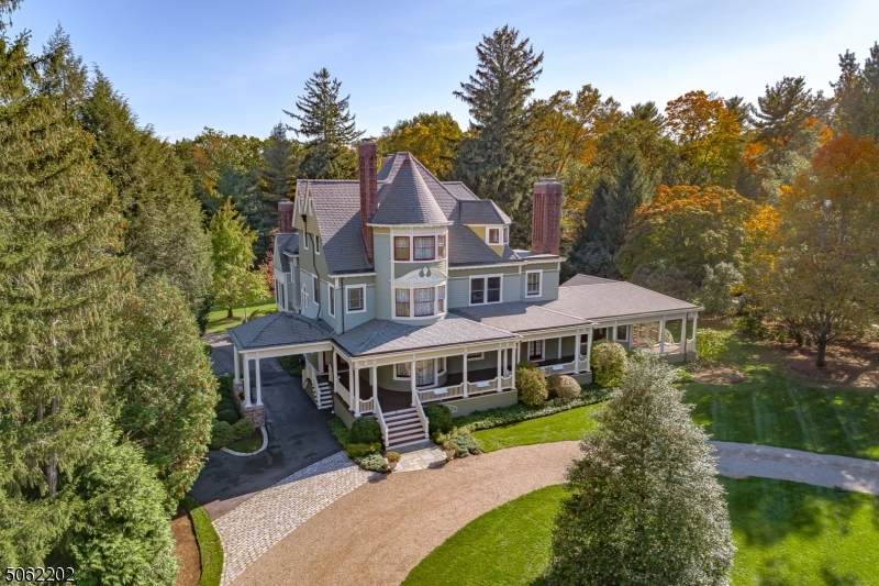 82 Prospect St - Photo 1