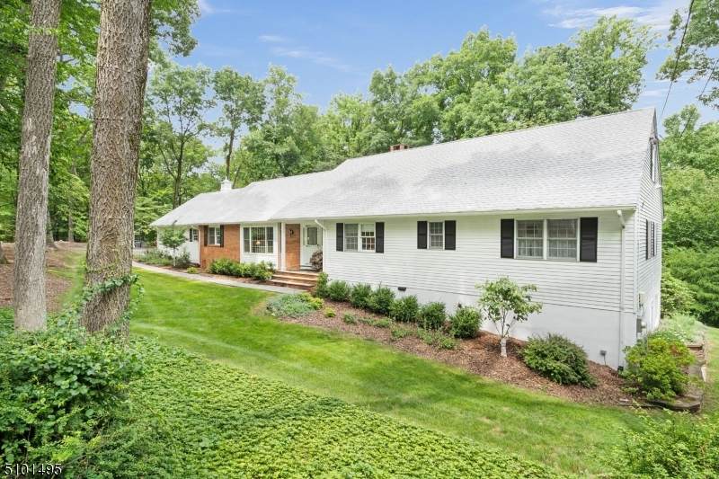 6 Standish Dr - Photo 1