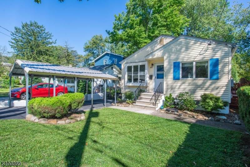 34 Maple Ln - Photo 1