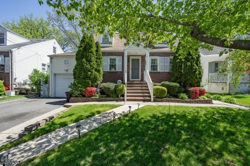 881 Lafayette Ave - Photo 1