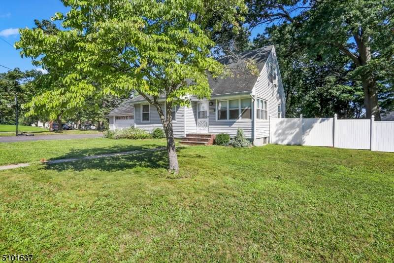 5 Preston Rd - Photo 1
