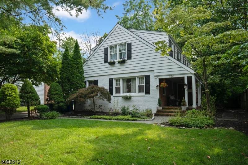 164 Engle St - Photo 1