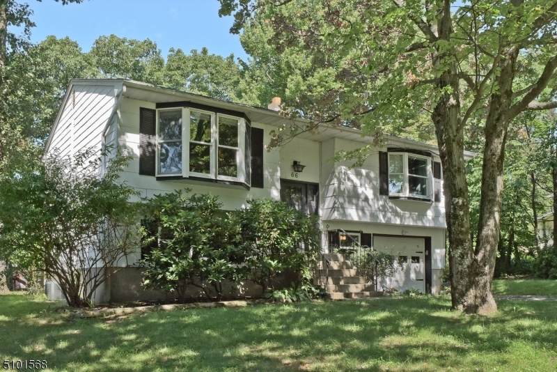 66 Hickory Rd - Photo 1