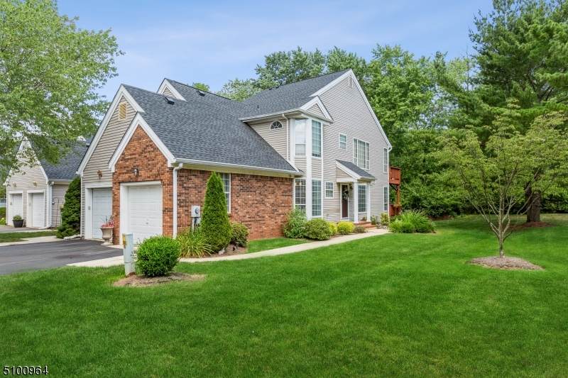 38 Daisy Ct - Photo 1
