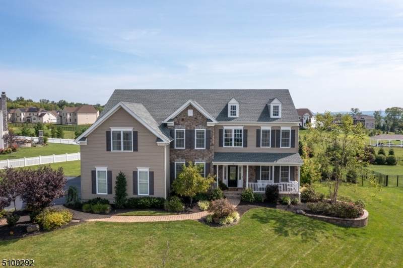 8 Jacob Court - Photo 1