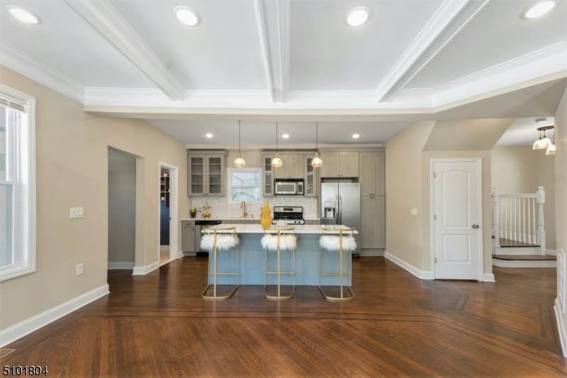 127 Weequahic Ave - Photo 1