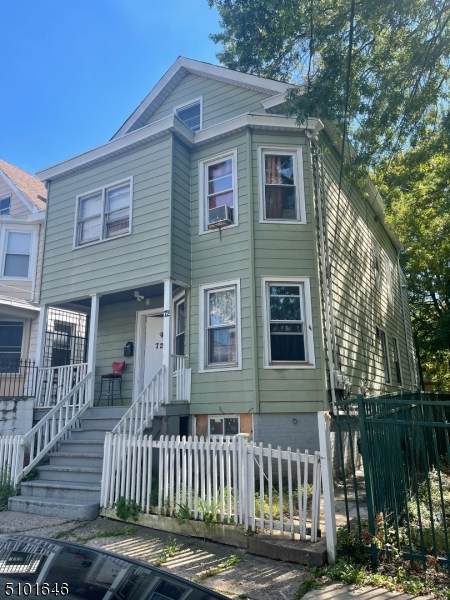 72 Keen St - Photo 1