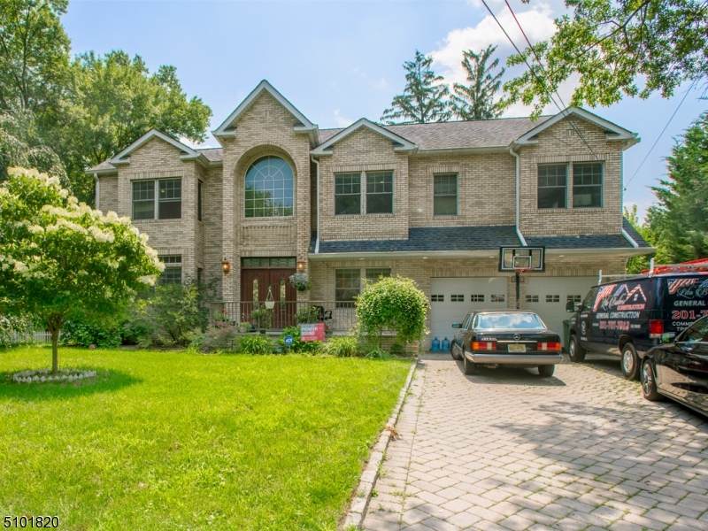 337 Cooper Pl - Photo 1