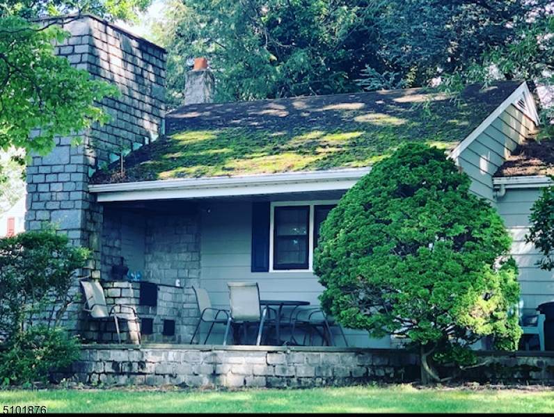 11 Red Maple Ave - Photo 1