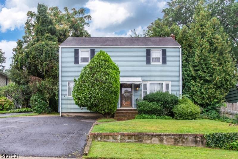 528 Market St - Photo 1